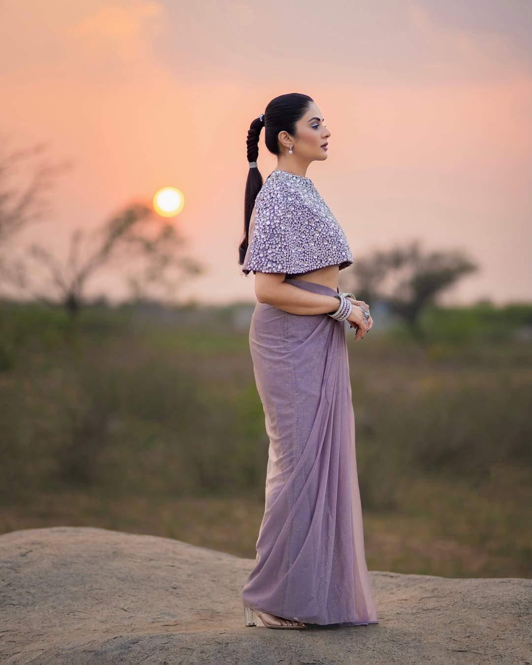 Sreemukhi Steals Showstopper Vibes in Stunning Festive Looks!