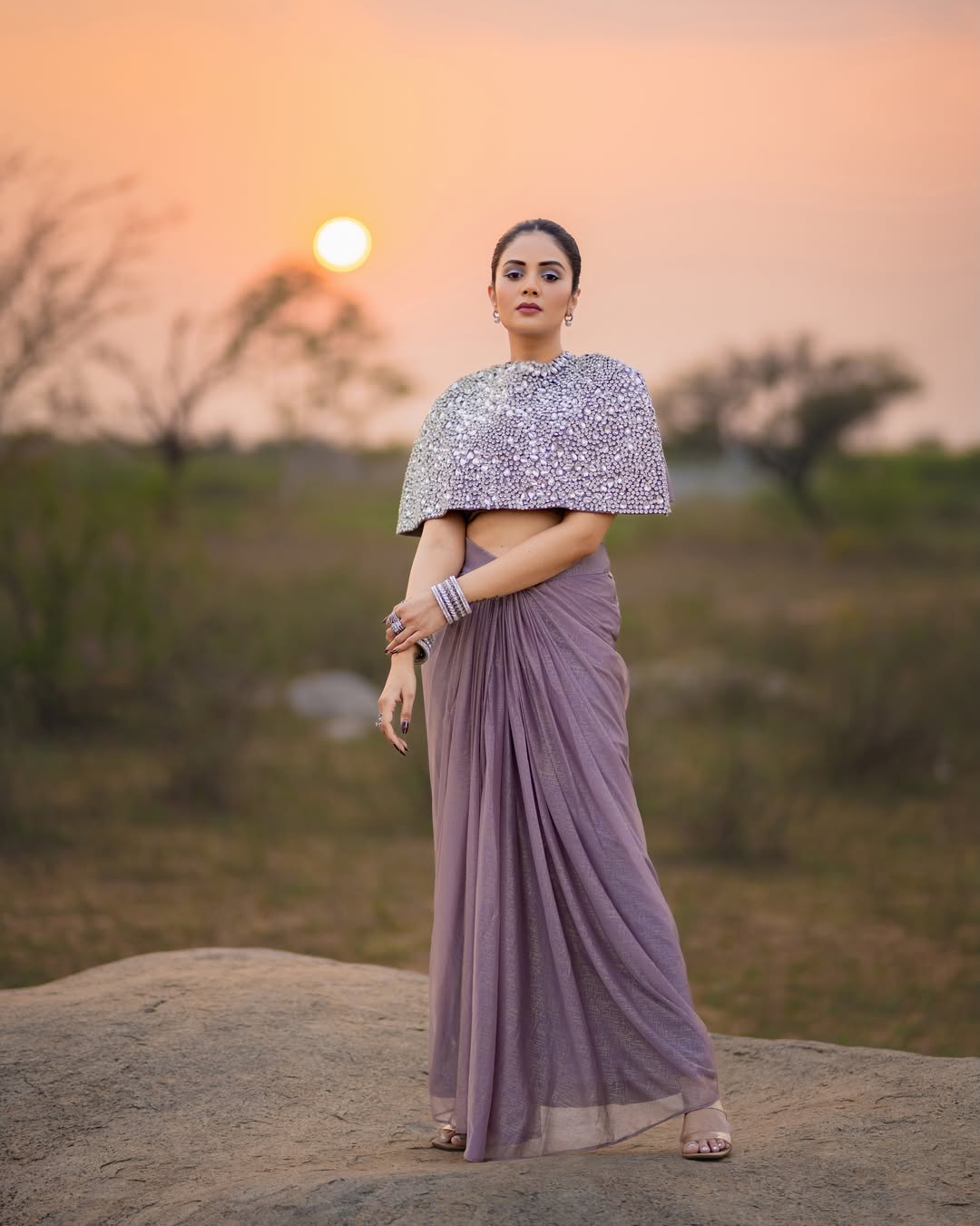 Sreemukhi Steals Showstopper Vibes in Stunning Festive Looks!