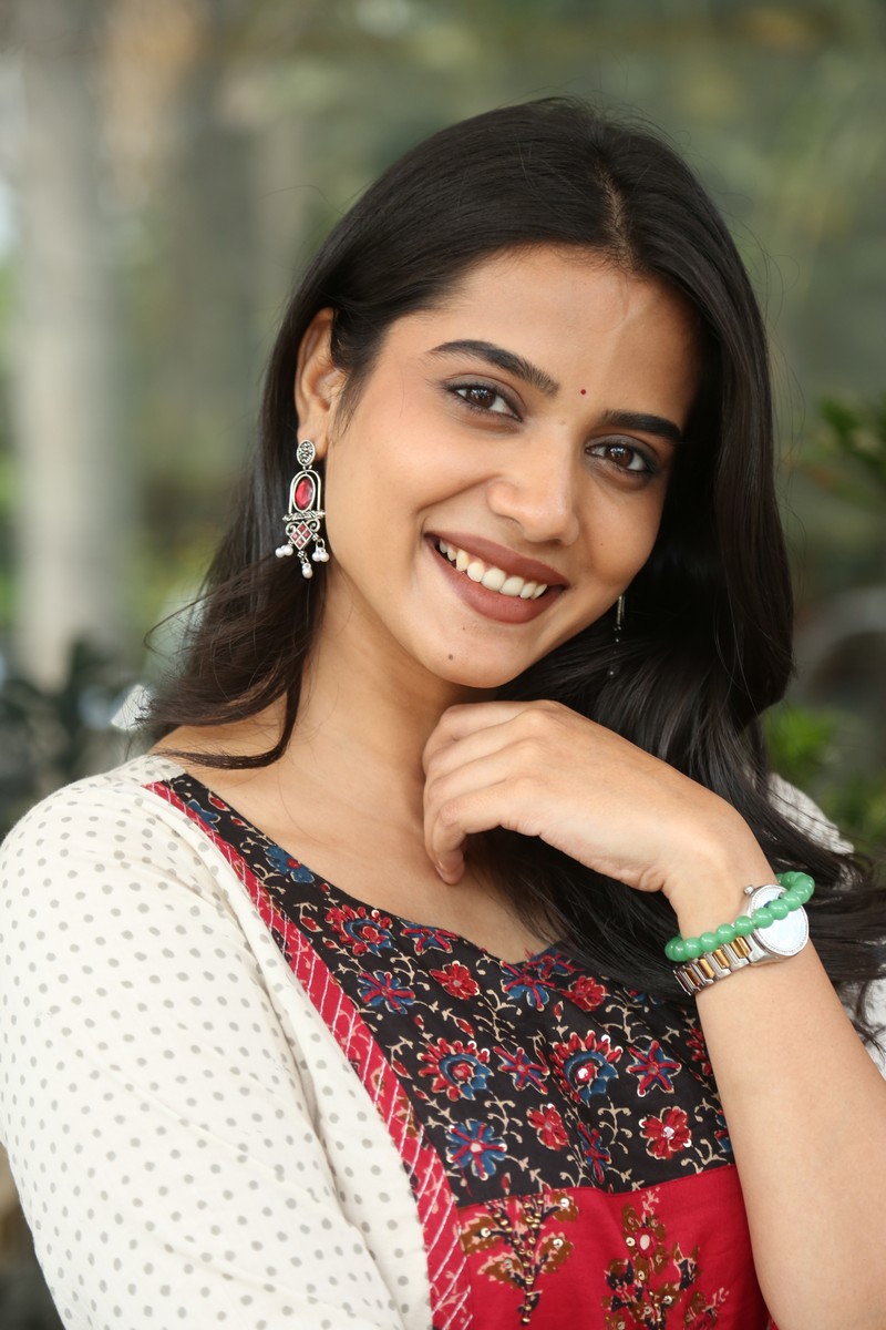 Sri Gouri Priya Reddy Latest HD Photos from Movie Shoots and Events