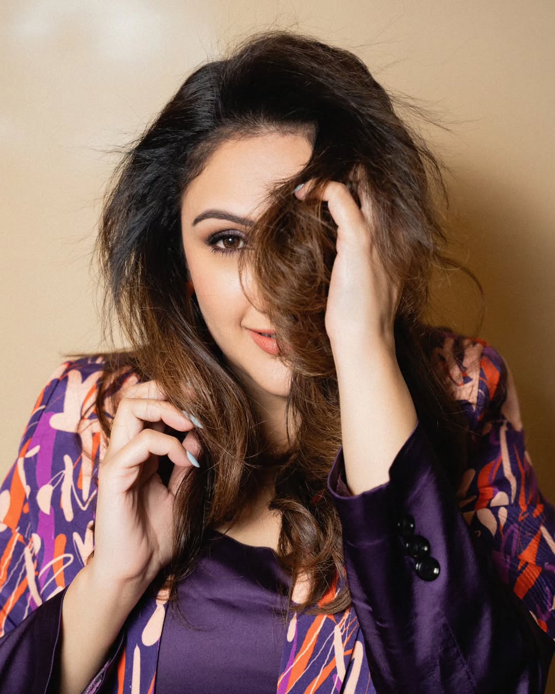 Sridevi Vijaykumar's Vibrant Studio Look