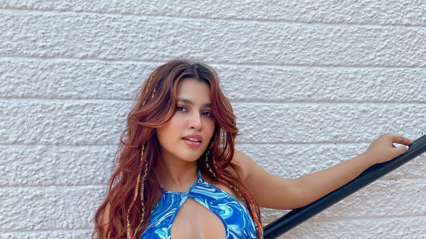 Srishti Rajput Latest Glamour Photos and Stunning Looks