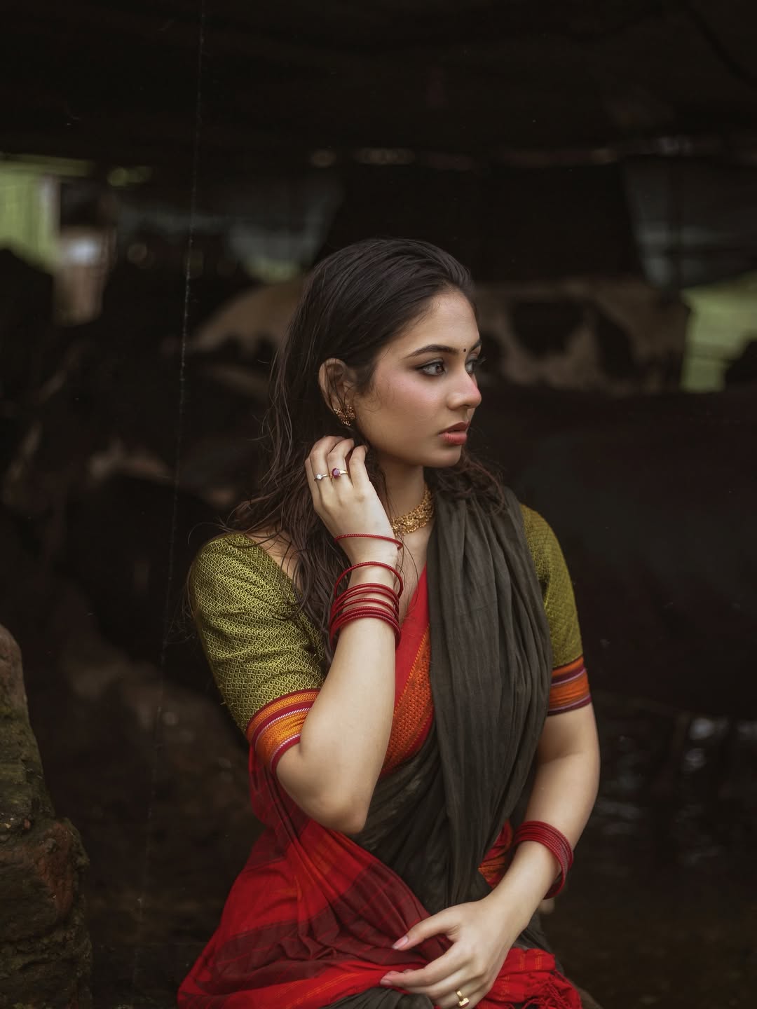 Srushti Bannatti's Stunning Red & Gold Glamour