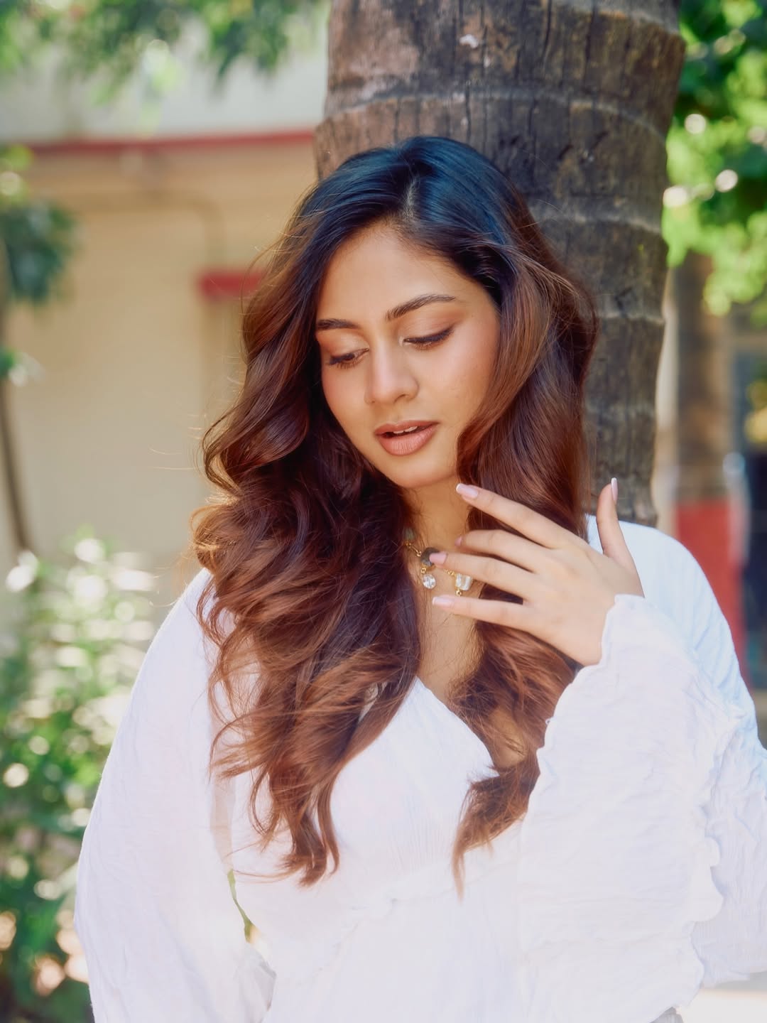 Srushti Bannatti's Stunning Red & Gold Glamour