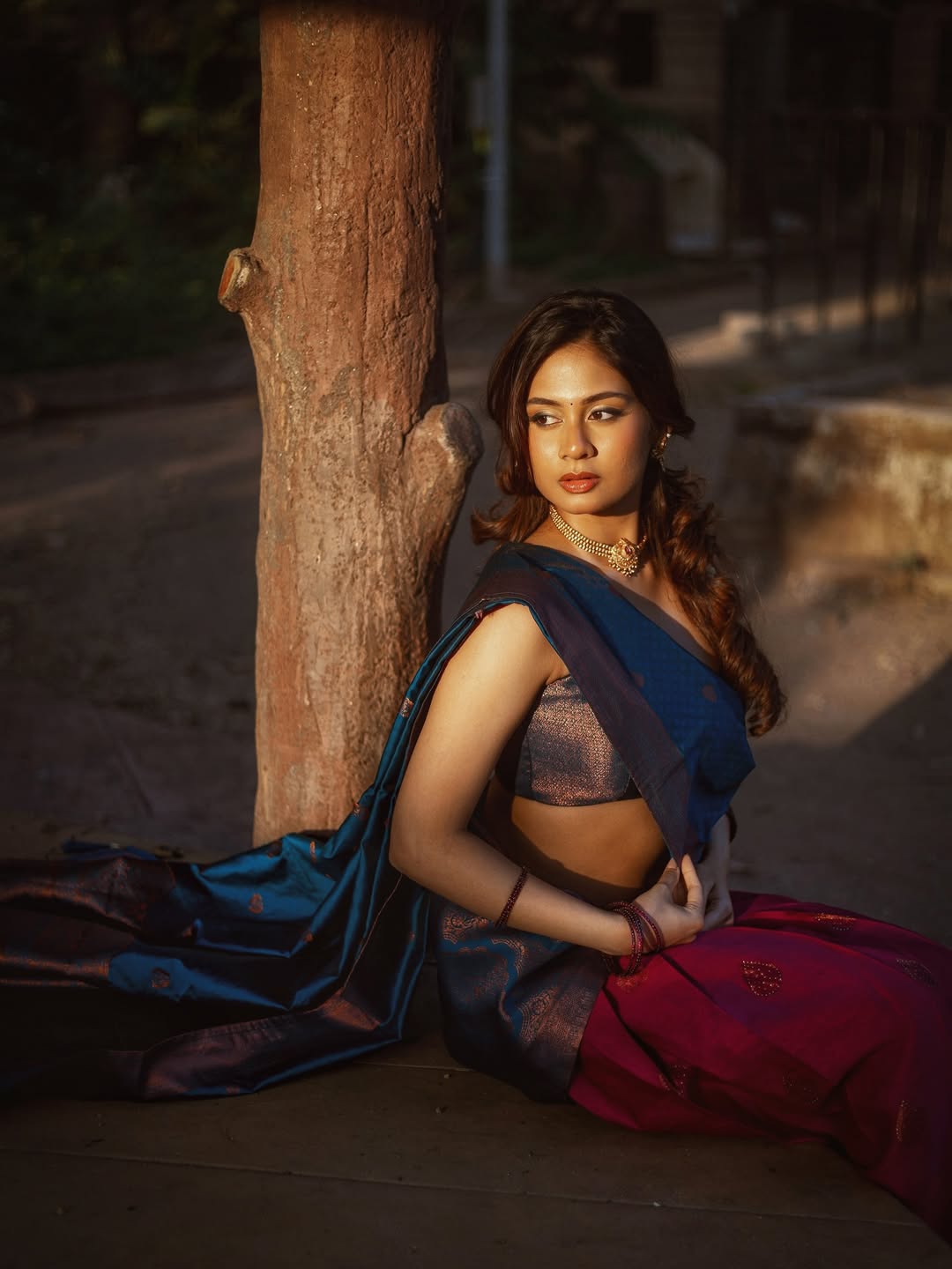 Srushti Bannatti's Stunning Red & Gold Glamour