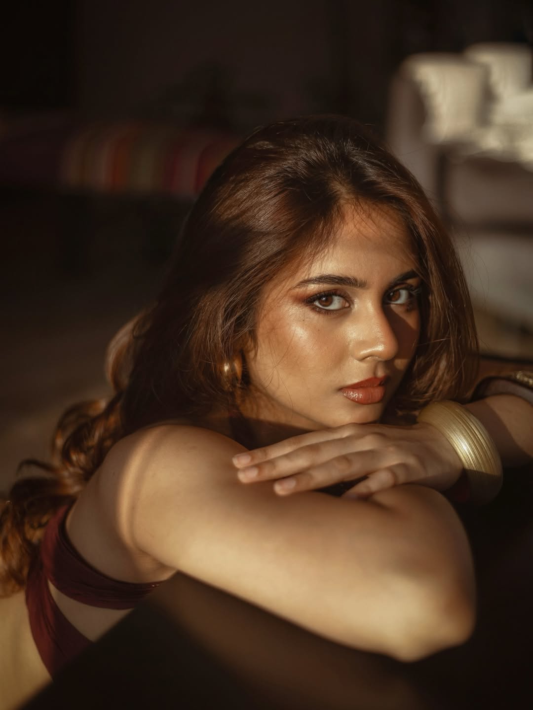Srushti Bannatti's Stunning Red & Gold Glamour