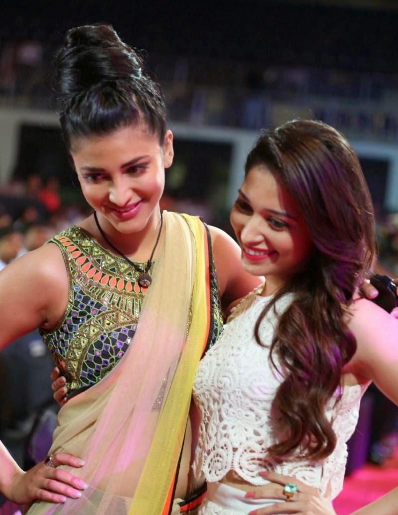 Bollywood Glamour: Red Carpet Moments and Event Lights