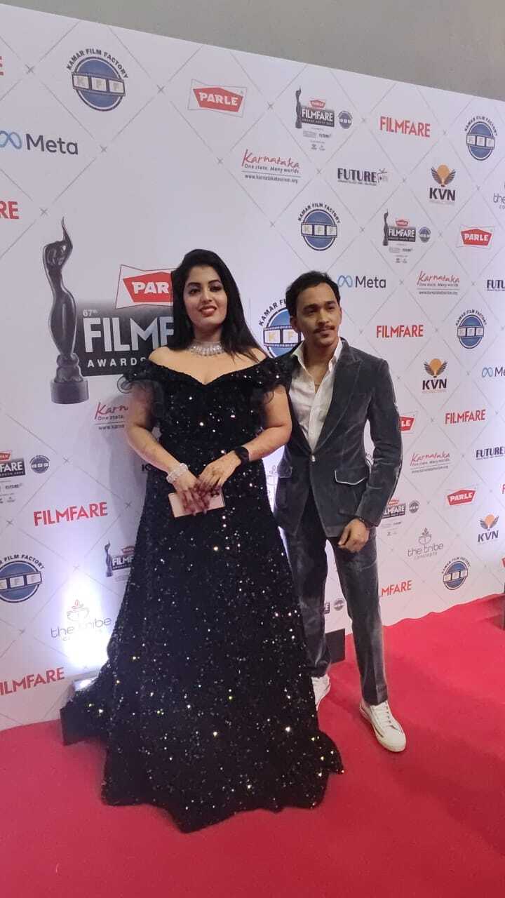 Bollywood Glamour: Stars Shine at Filmfare Events