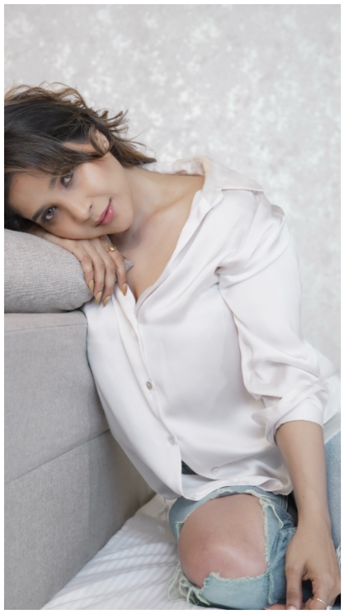 Stunning Shakshi Agarwal Instagram Photos Fashion Looks