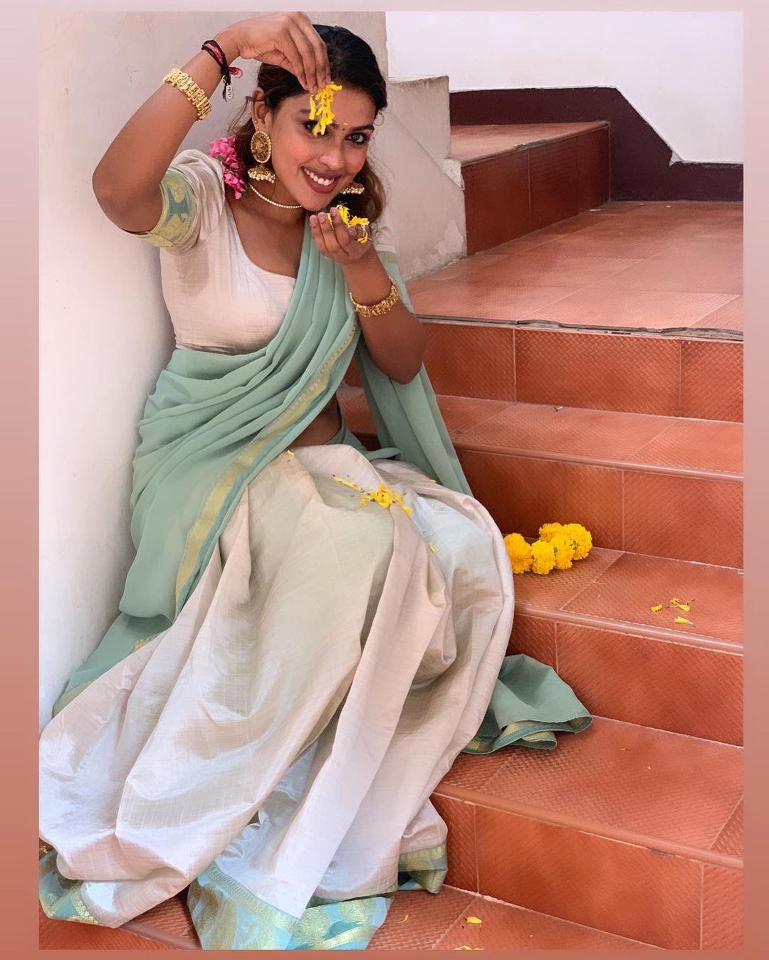 Stunning Srinikha Onam Saree Photos Festive Elegance