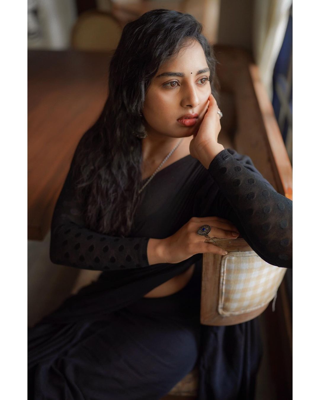 Stunning Srushti Dange in Black Saree Photos