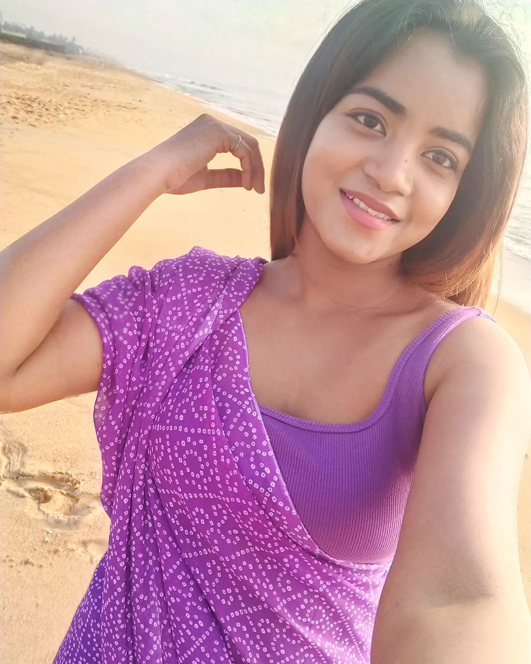 Stunning Yuvashree Rajendran Photos and Glamour Gallery