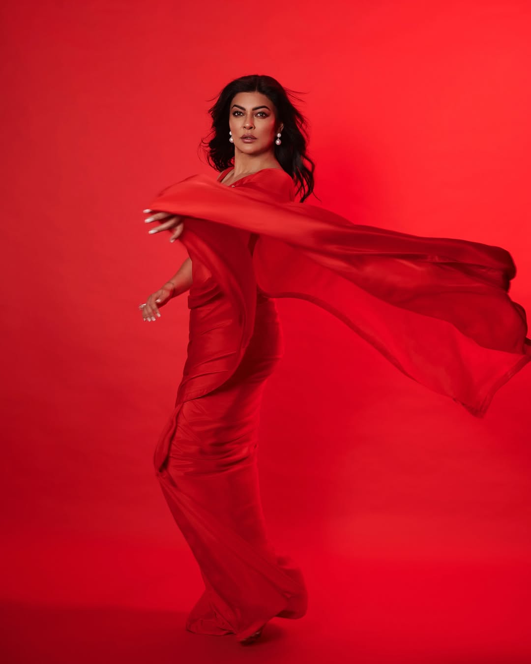 Sushmita Sen's Stunning Style Choices in Recent Photoshoot Gallery