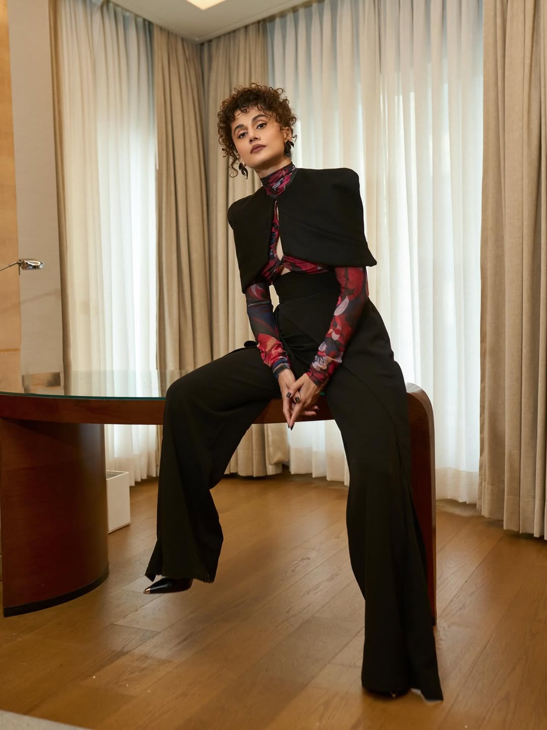 Taapsee Pannu's Chic Style Moments That Define Bollywood Glamour