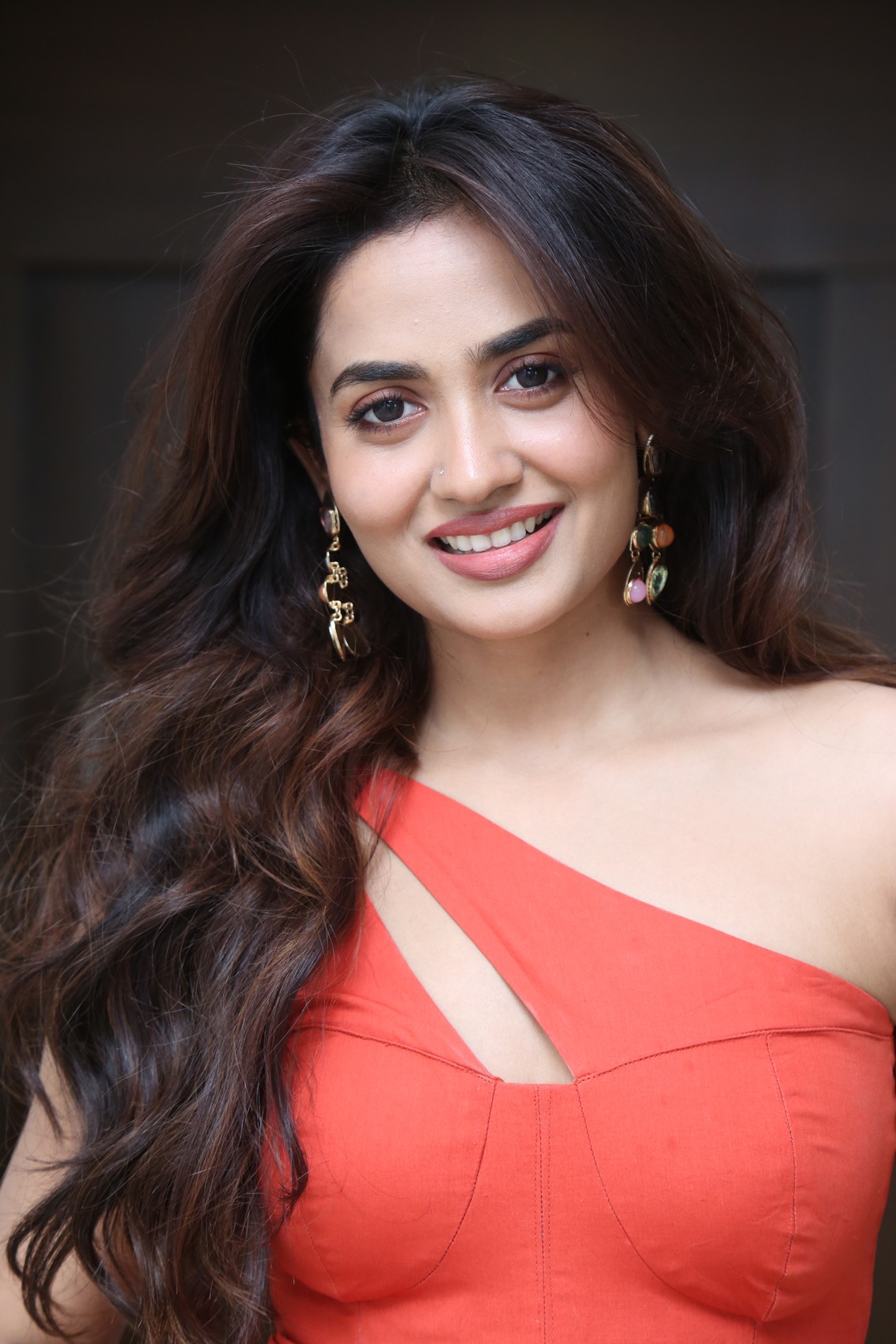 Teju Ashwini's Stunning Red-Orange Ensemble Gallery