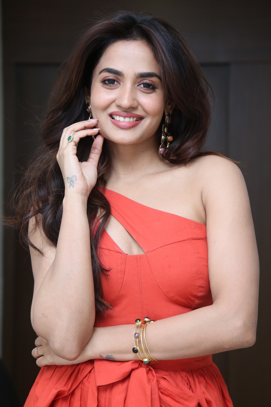 Teju Ashwini's Stunning Red-Orange Ensemble Gallery