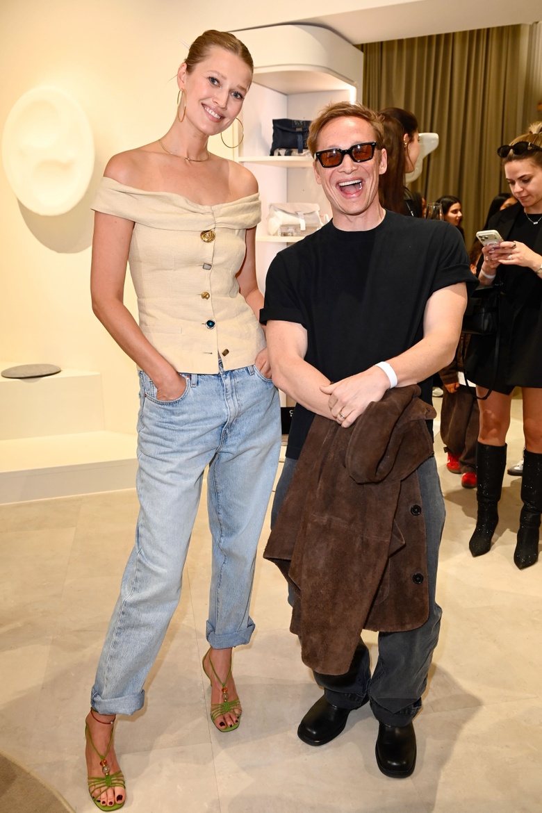 Toni Garrn's Chic Look Captures Fashion World Attention