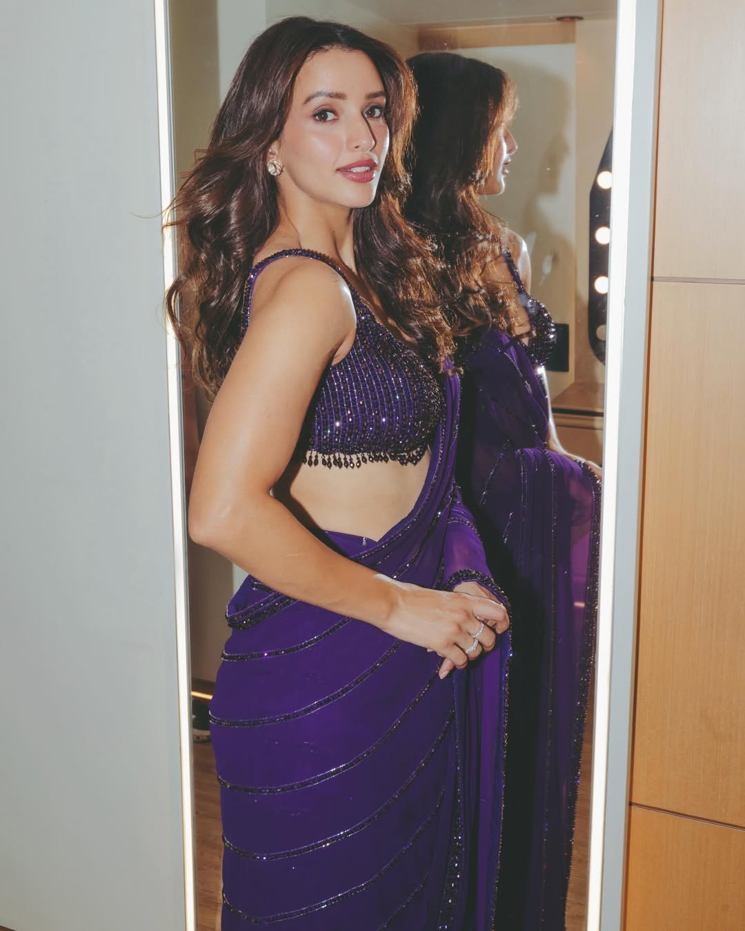 Tripti Dimri's Regal Purple Saree Redefines Bollywood Glamour