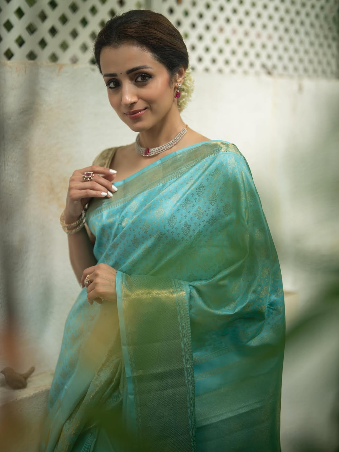 Trisha Krishnan's Stunning Turquoise Saree Look