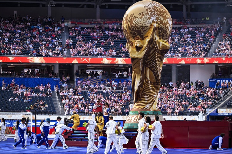 Tyla Brings the Heat! Stealing the Show at Global Sporting Event