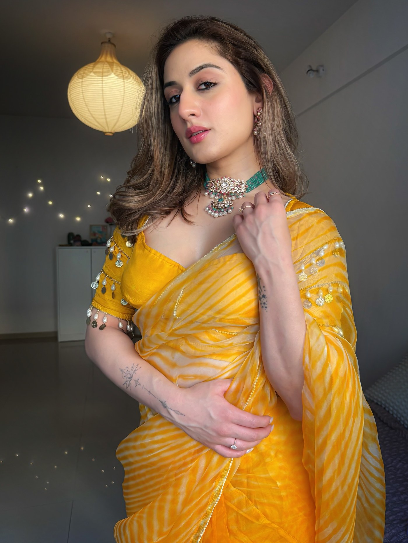 Uditi Singh’s Effortless Charm Defines Modern Indian Elegance