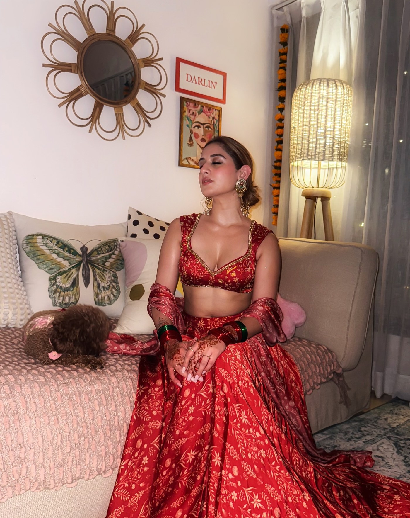 Uditi Singh’s Effortless Charm Defines Modern Indian Elegance