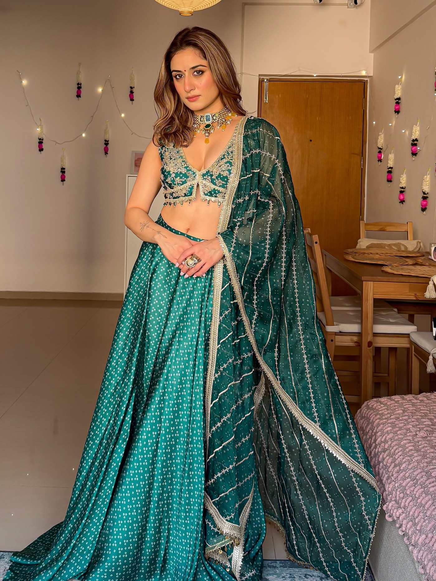 Uditi Singh’s Effortless Charm Defines Modern Indian Elegance