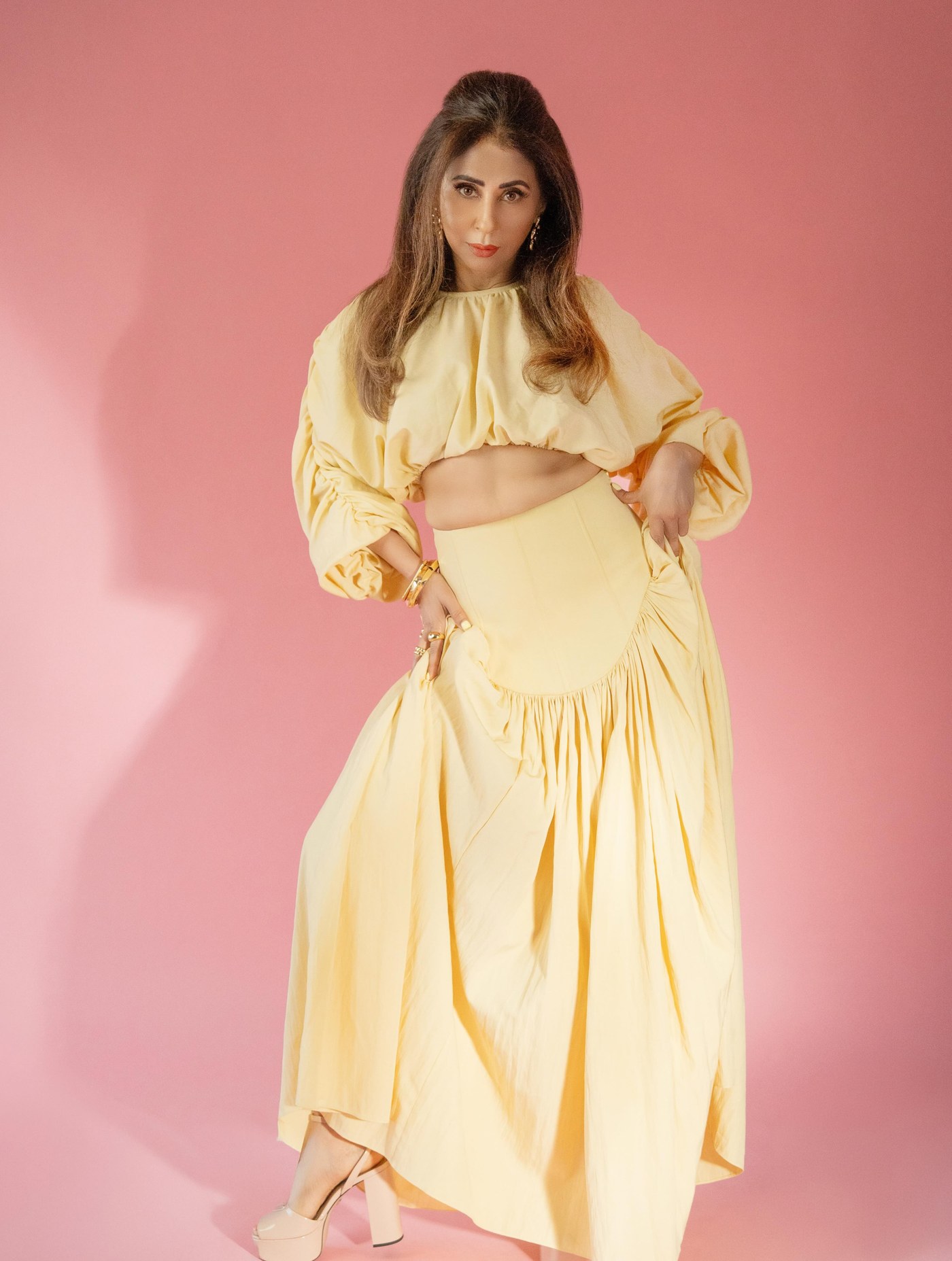 Urmila Matondkar Redefines Timeless Glamour in Dreamy Pastel Yellow!