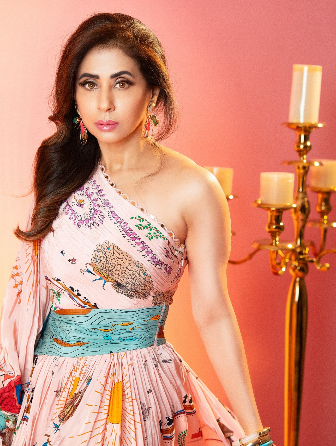 Urmila Matondkar showcases a flowing pastel outfit, blending Indian art and contemporary style. - Photos & Updates