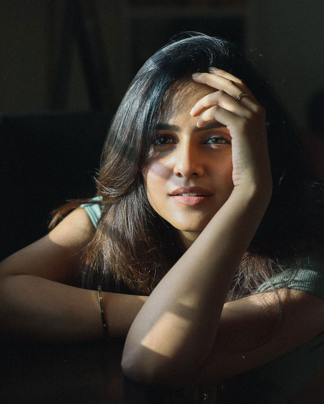 Vaishnavi Chaitanya's Mehendi Moment: A Simple Delight