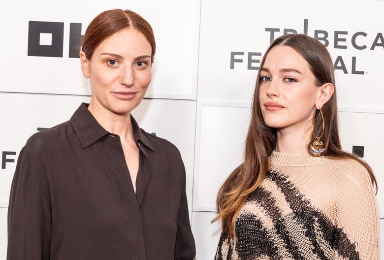 Victoria Pedretti's Stunning Red Carpet Moment
