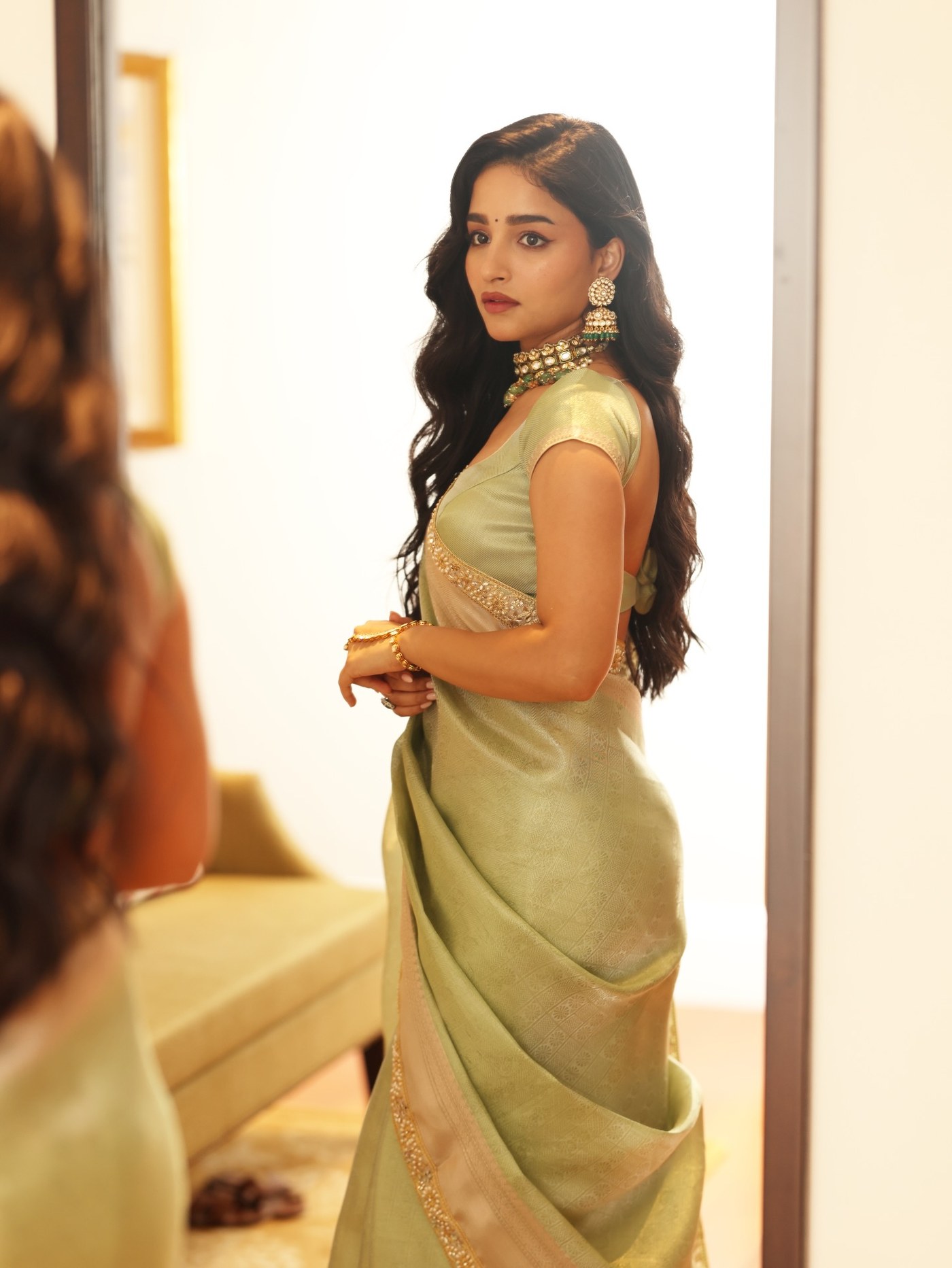 Elegance Defined: Vishakha Dhiman’s Timeless Style and Radiant Charm