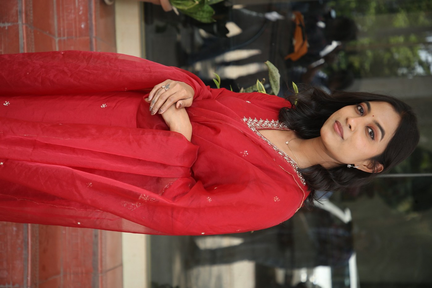 Vishika Latest Photos HD Stills and Exclusive Bollywood Pictures