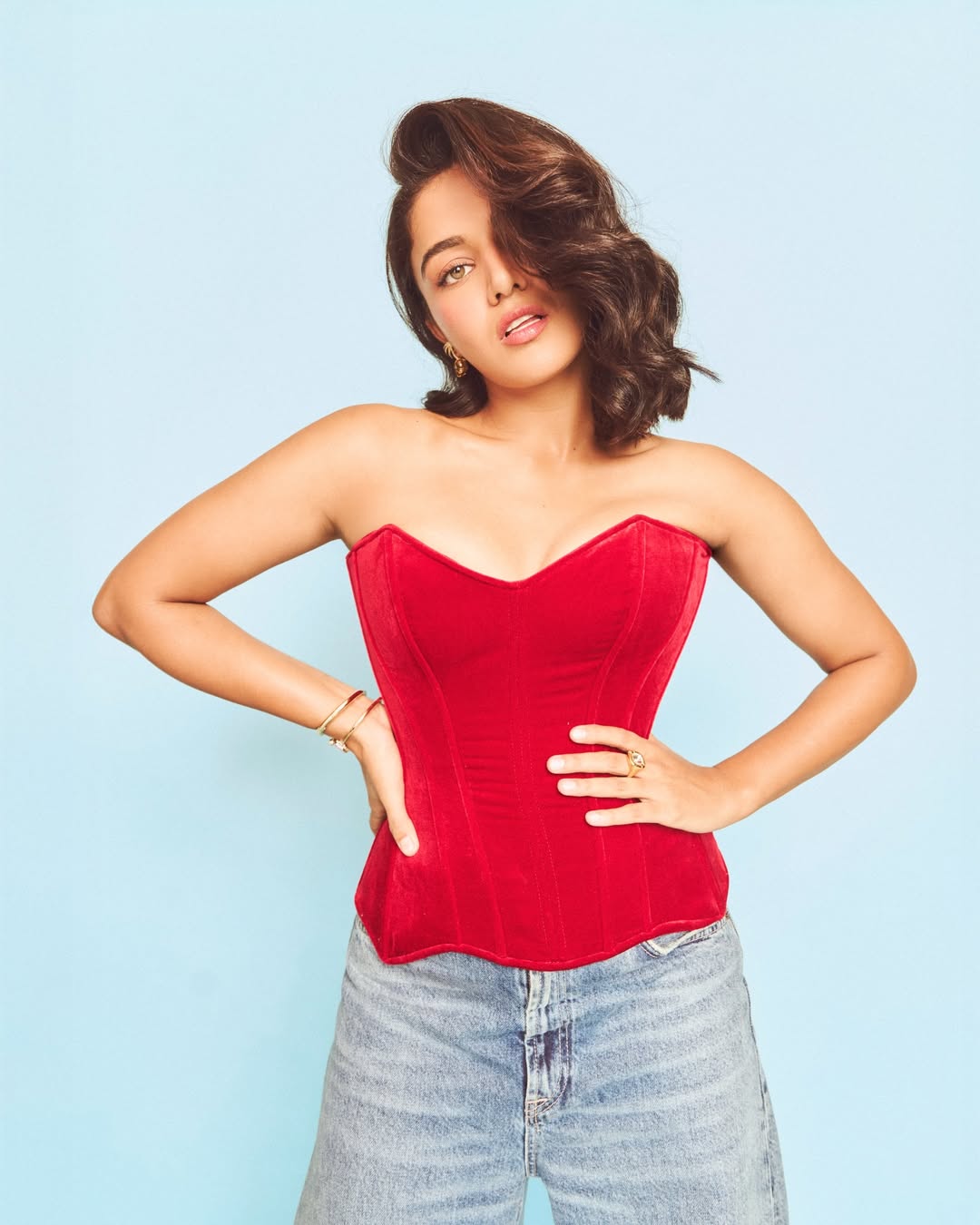 Wamiqa Gabbi's Stunning Photos Captivate Fans with Epic Style