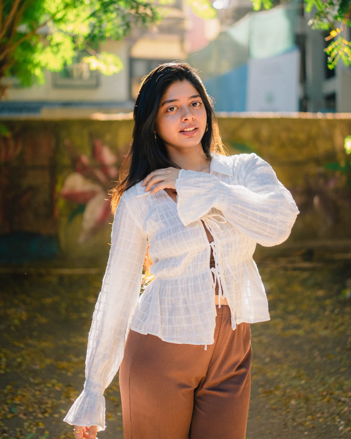 Yashashree’s Radiant Charm: From Regal Sarees to Chic Casual Looks!