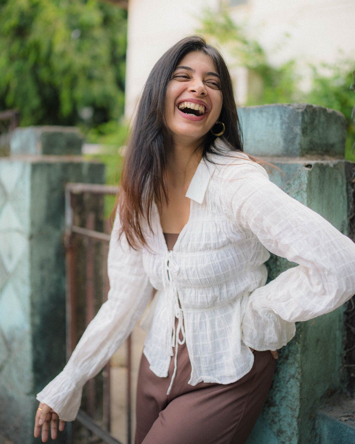 Yashashree’s Radiant Charm: From Regal Sarees to Chic Casual Looks!