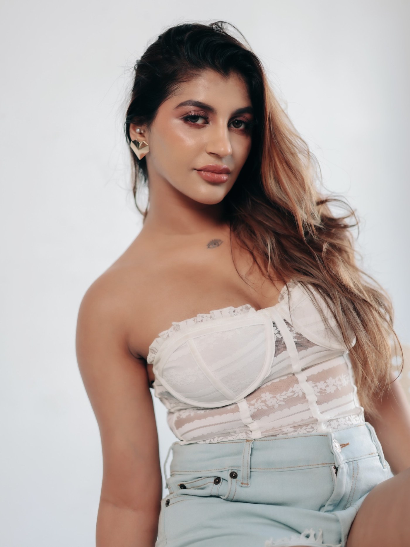 Yashika Aannand Breaks the Internet with Bold White Lace Chic!