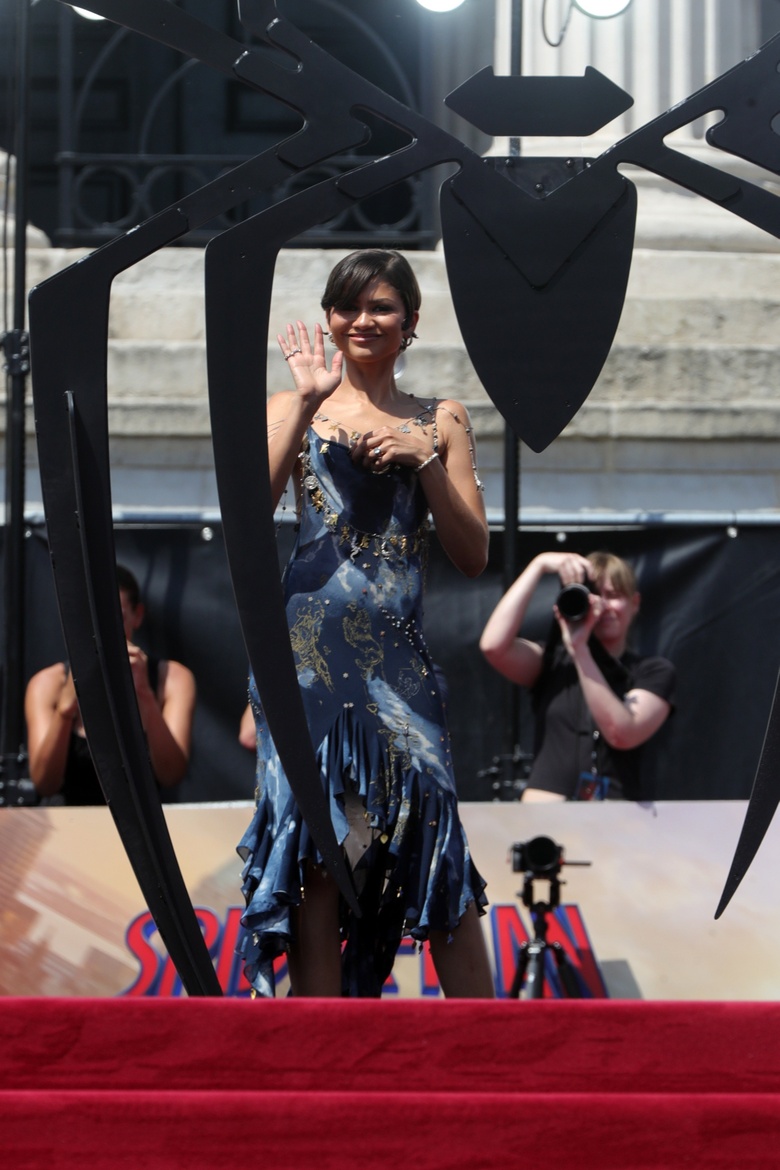 Zendaya Steals the Spotlight at London Photocall Event