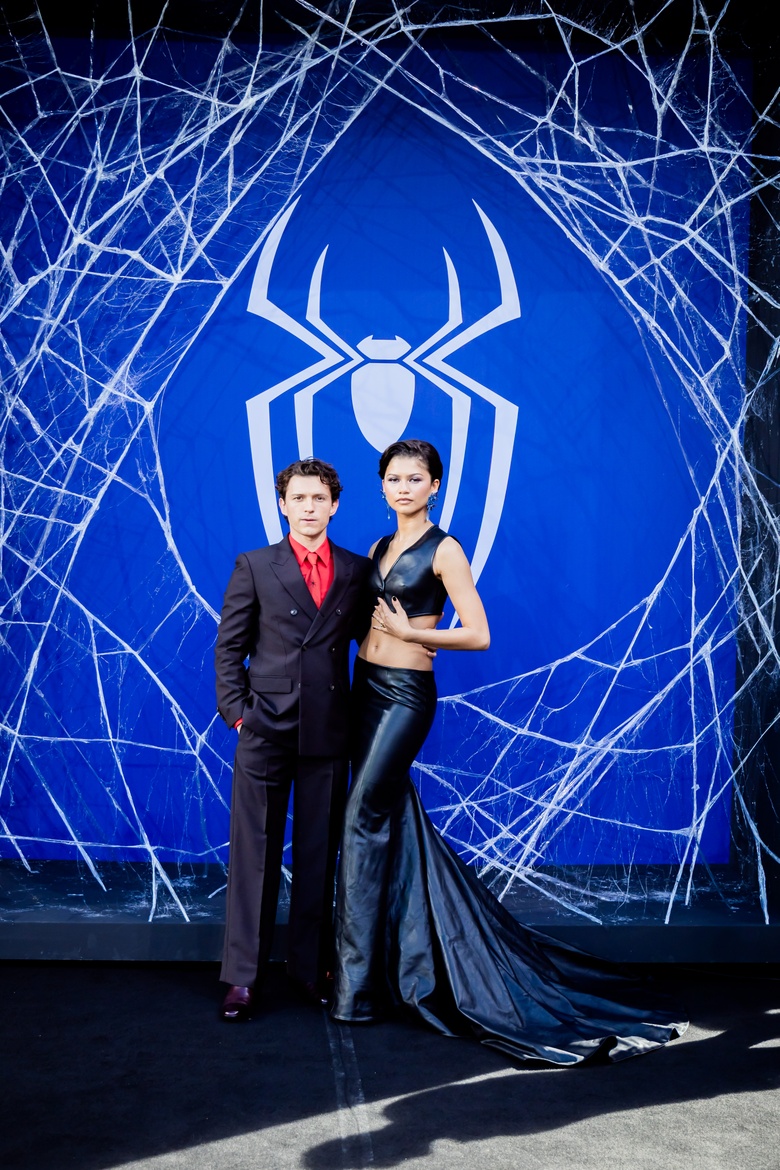 Zendaya Steals the Show! Iconic Moment at Berlin Fan Event