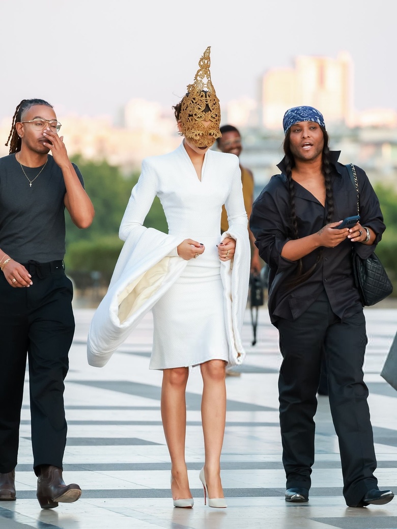 Zendaya Captivates Paris with Effortless Chic on 'The Odyssey' Photocall