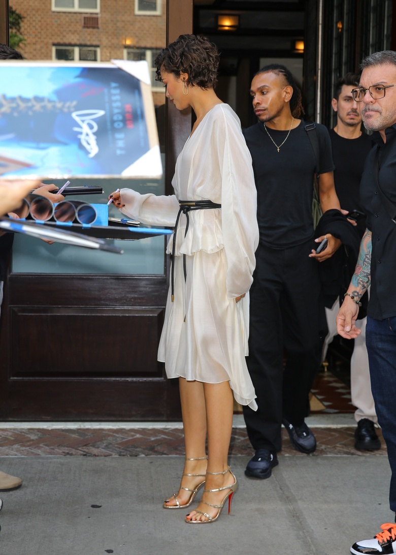 Zendaya Owns the Spotlight: Effortless Glamour at The Odyssey Press Junket
