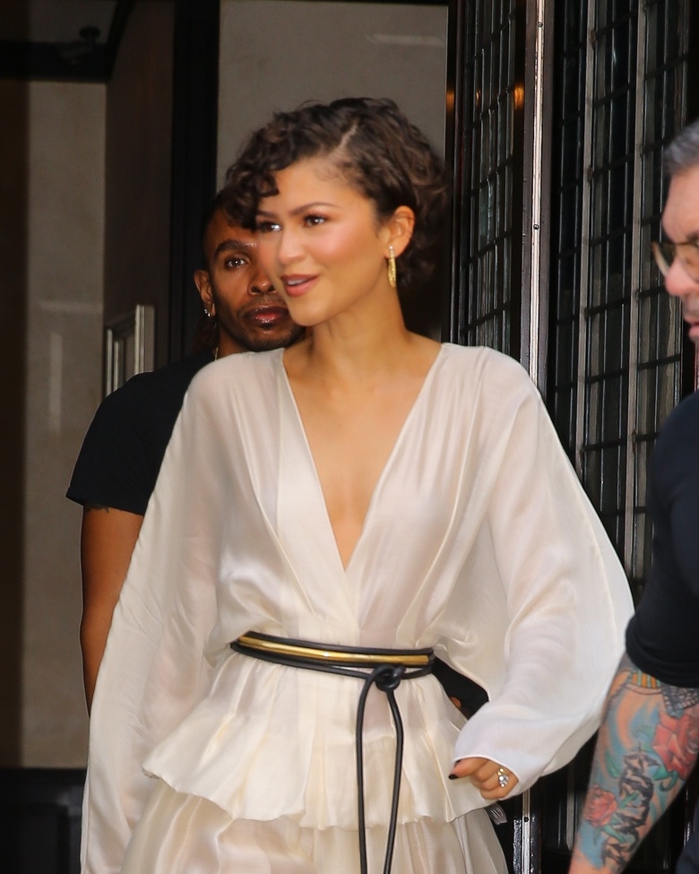 Zendaya Owns the Spotlight: Effortless Glamour at The Odyssey Press Junket